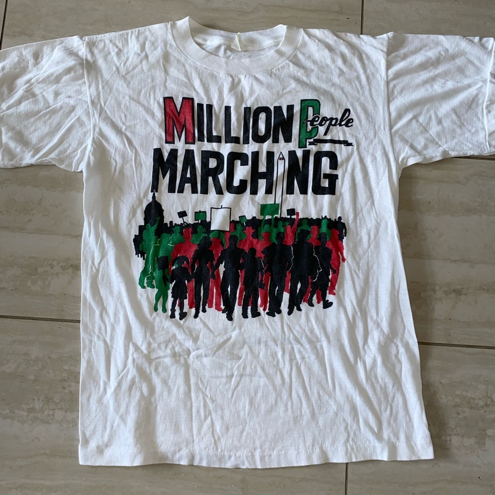 Million people March vintage tee